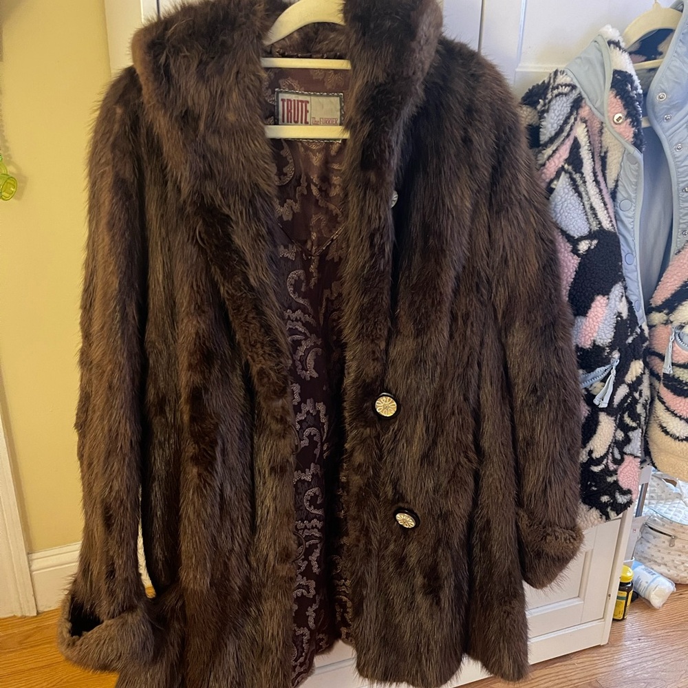 Trute Muskrat Coat The Furrier of Saskatoon Canada Fur Long Jacket Vintage
